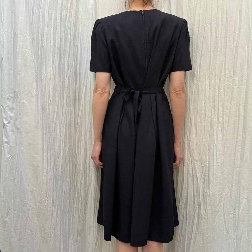 Navy Floral Embroidery Midi Dress w/‎ Button Down Bodice VTG 80s/90s S/M
